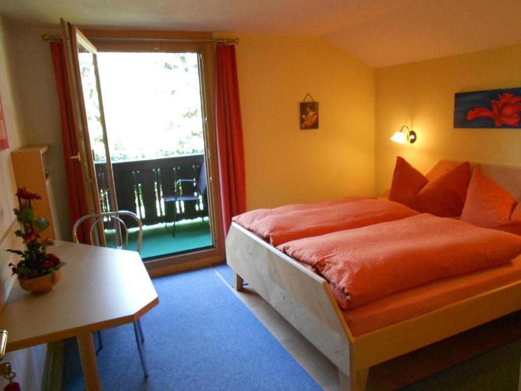 Haus Thurner Obsteig Ruang foto
